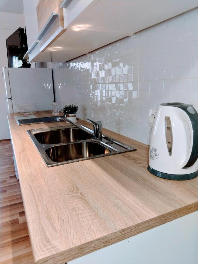Apartmani Eden Vodice Zewnętrze zdjęcie
