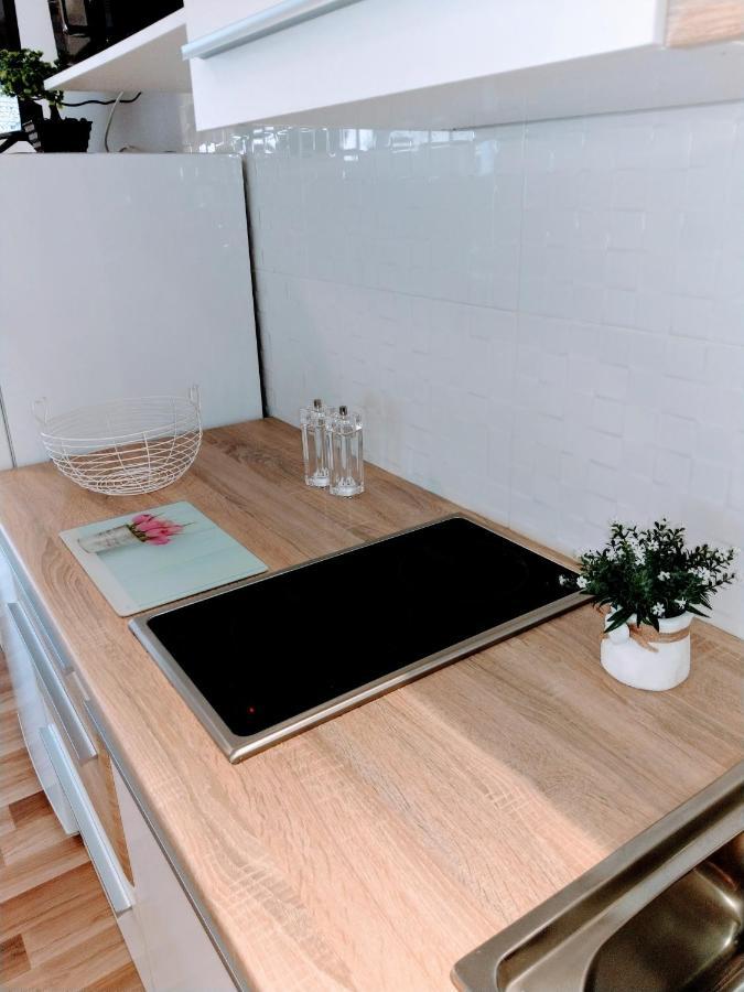 Apartmani Eden Vodice Zewnętrze zdjęcie