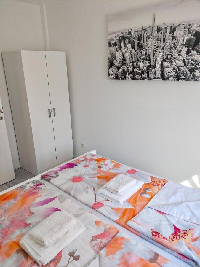 Apartmani Eden Vodice Zewnętrze zdjęcie