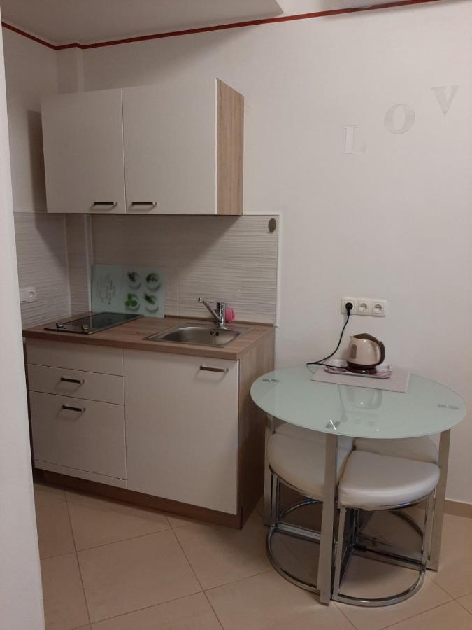 Apartmani Eden Vodice Zewnętrze zdjęcie